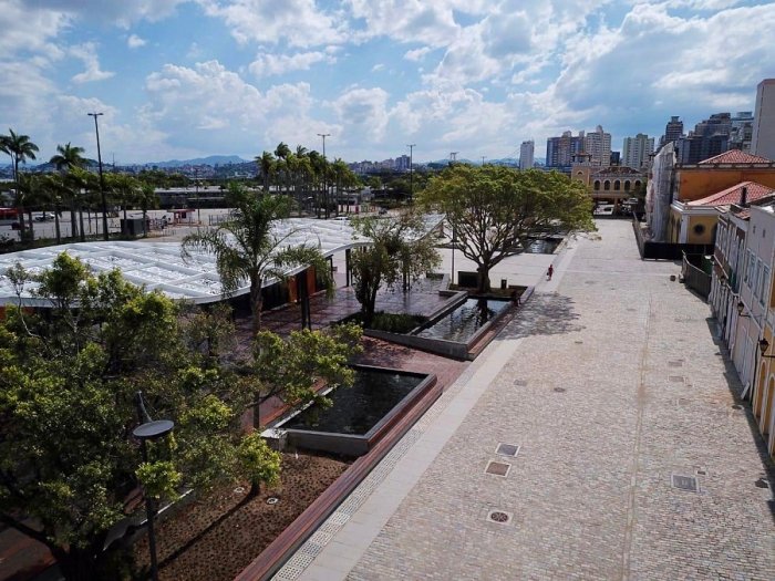 Feirantes ganham um novo espaço no centro de Florianópolis