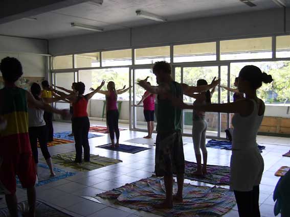 Aulas de yoga e meditação