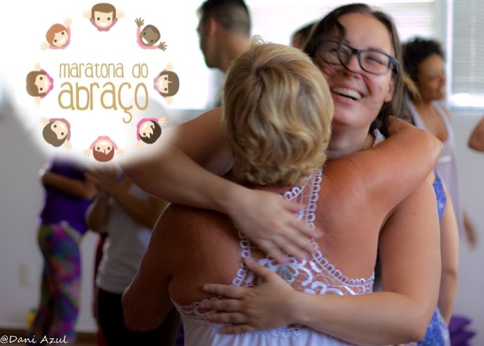 Maratona do Abraço vai realizar 1000 abraços nas ruas de Floripa