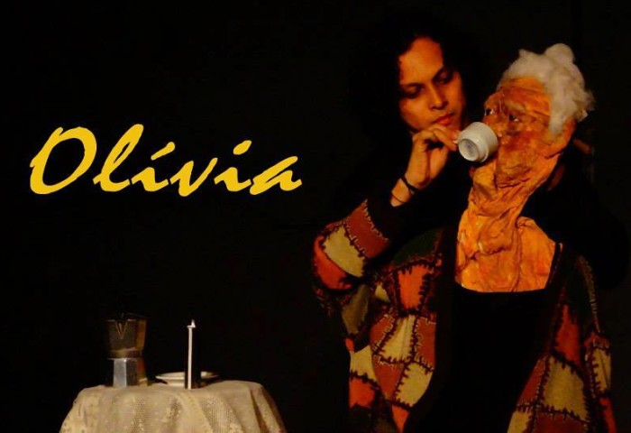 Espetáculo "Olívia, um Convite para o Café" do Dirigível Coletivo de Teatro