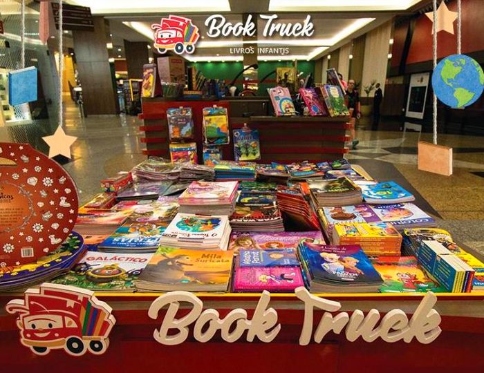 Feira do Livro da Book Truck Brasil tem mais de mil títulos infantis e descontos de até 70%