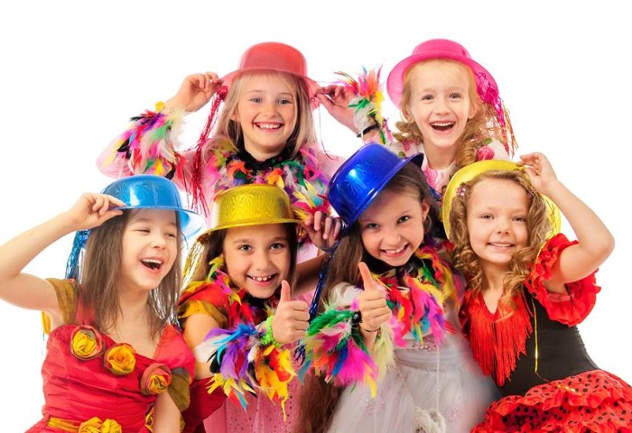 Carnaval Infantil do Sesc com desfile de fantasias, muita música, dança, diversão e brincadeiras