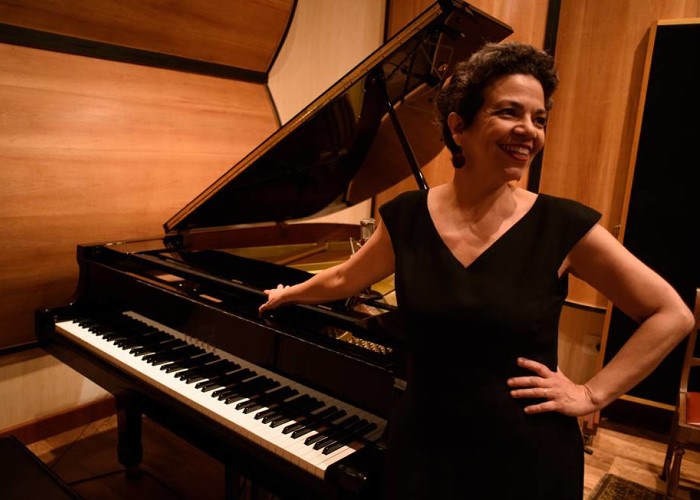 Pianista Maria Teresa Madeira apresenta obras de Ernesto Nazareth em concerto e palestra gratuitos