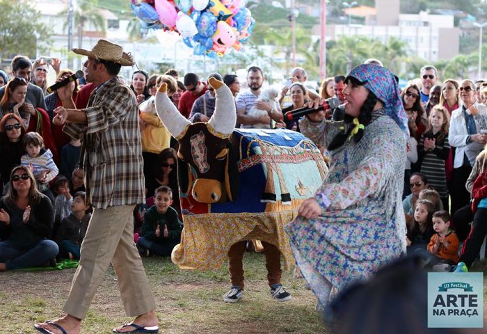 Festival Arte na Praça reúne música, dança, teatro e mágica