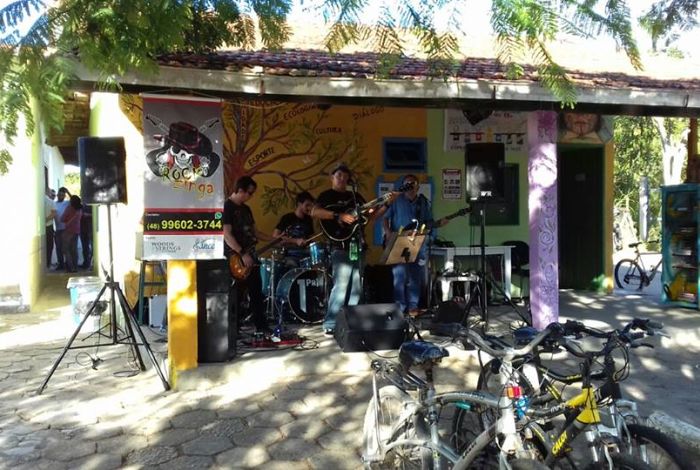 Rock na Casinha: evento gratuito com boa música, feirinha de artesanato, gastronomia e oficinas