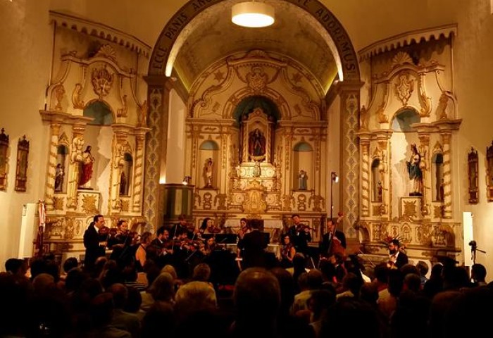 Camerata Florianópolis faz concerto gratuito de música clássica na Igreja