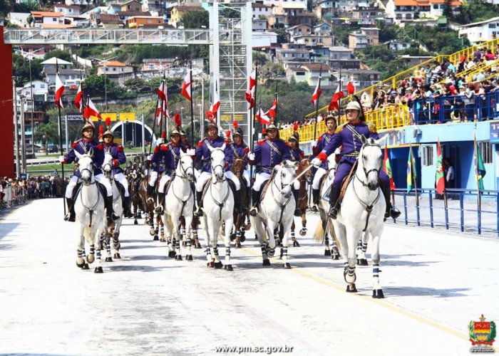 Desfile Civico de 7 de setembro em comemoração ao 196º Dia da Independência do Brasil