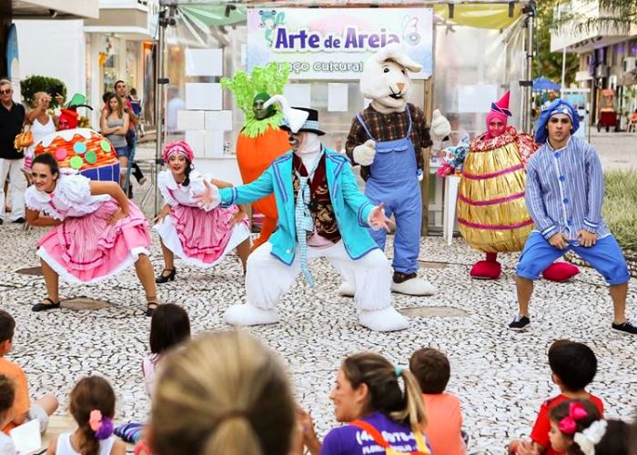 Páscoa em Jurerê terá recreação infantil e shows gratuitos ao ar livre