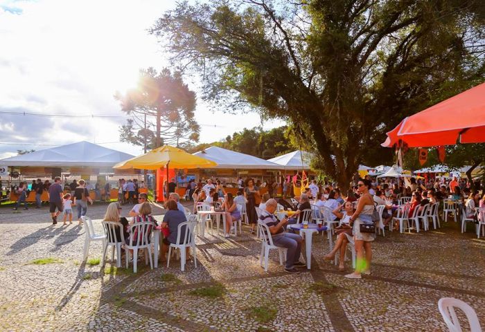 Gastronomix ao ar livre reúne música, arte e pratos de 15 renomados chefs do país