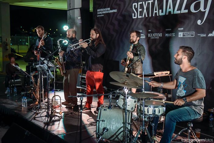 Sexta Jazz AF terá show gratuito em homenagem à rainha afro do jazz e do soul Erykah Badu