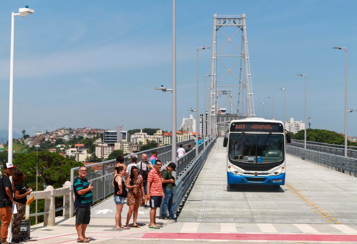 Confira as linhas de ônibus que passam pela Ponte Hercílio Luz
