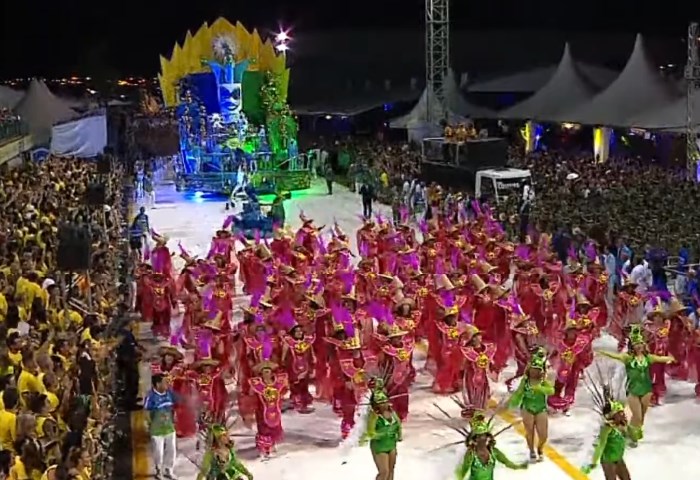 Desfile da campeã do Carnaval de Florianópolis 2020